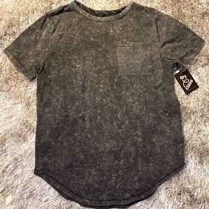 Grey acid wash pocket T-shirt for boys